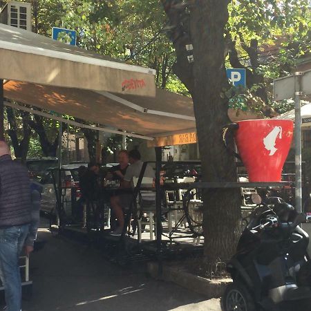 Romance Belgrad Exteriör bild